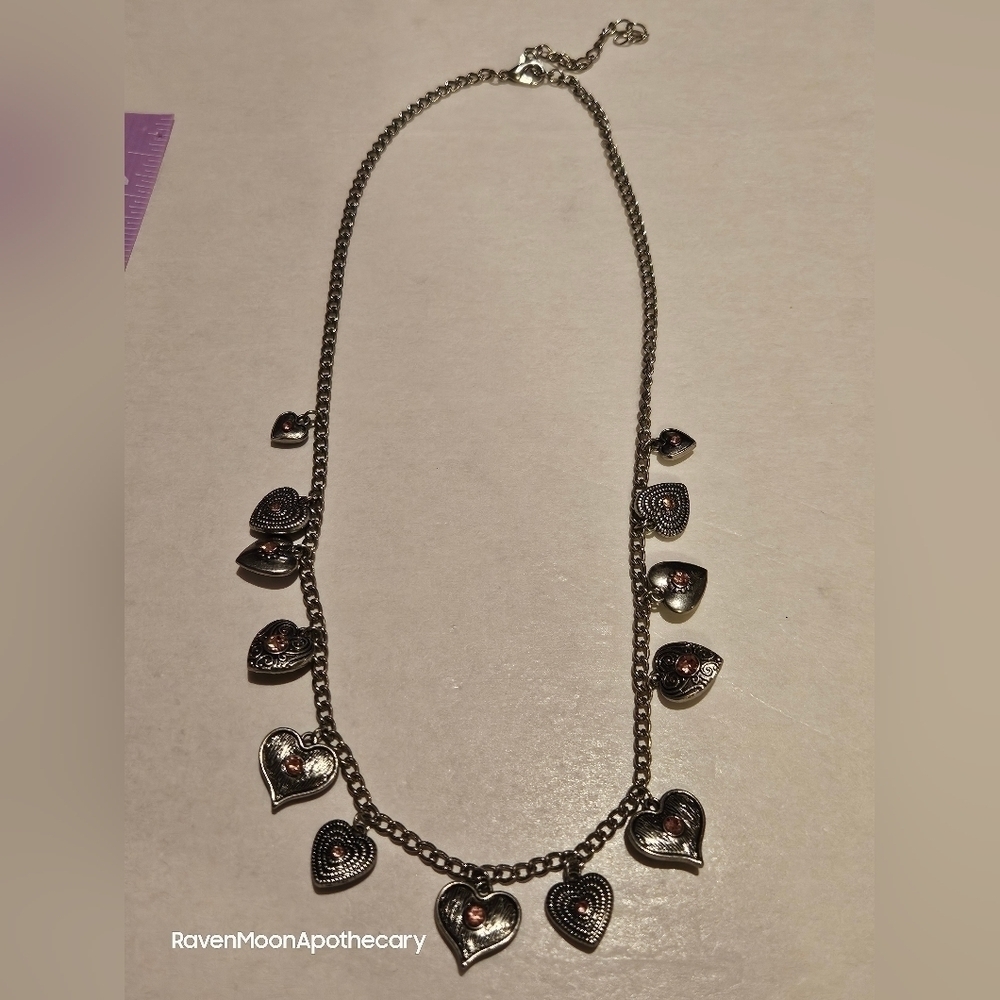 3/15$ Bundle Deal    Very Cute Heart Necklace